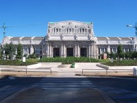 17_Milano_-_Stazione_Centrale_-_panoramio_-_egfa72_(1).jpg