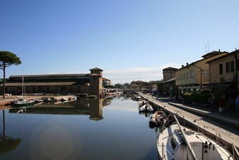 03_CerviaMagazzinidelSale.jpg