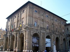 07_ParmaPalazzoComune.jpg