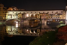 04_Florence_Ponte_Vecchio_bridge_at_night.jpg